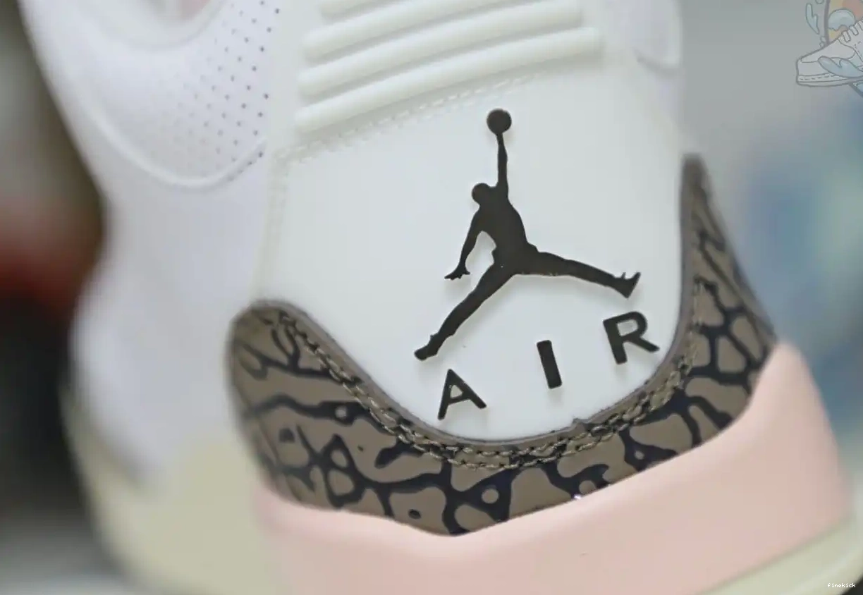 3 Air retro